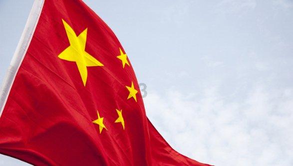 陈露和章子怡相比,赢在了身高和颜值,对汪峰来说,颜值重要